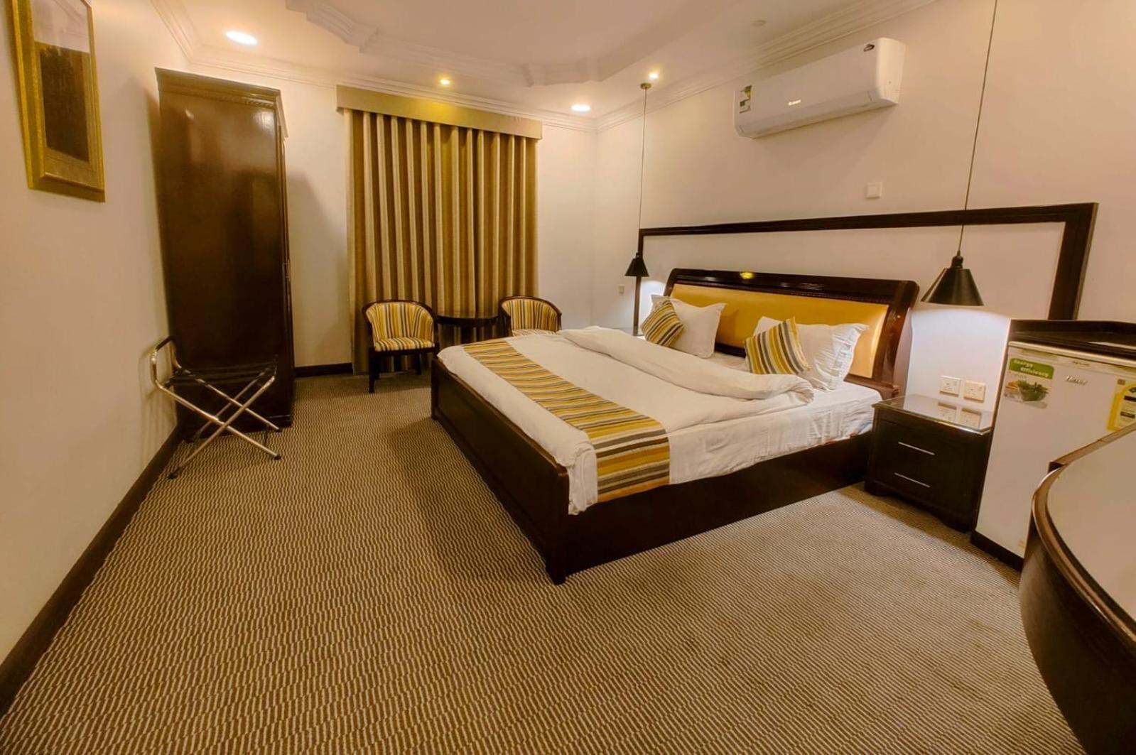 Al Mokhmalia Serviced Apartments Medina Eksteriør billede